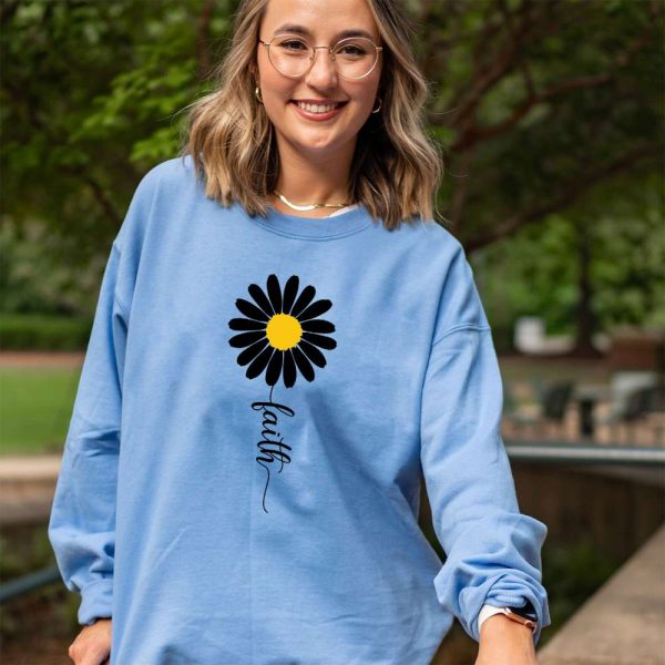 Daisy Faith Sweatshirt